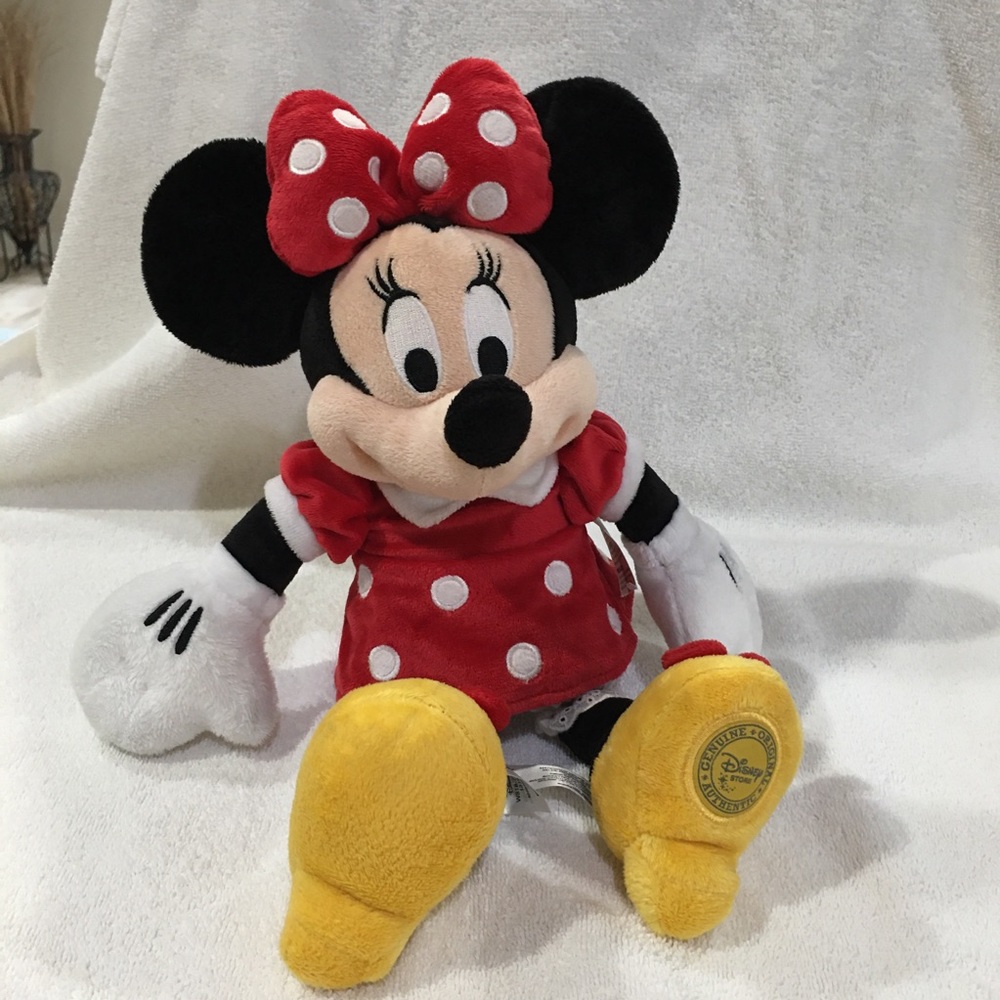 NWT Disney Original Minnie Mouse Plush Small🌹
